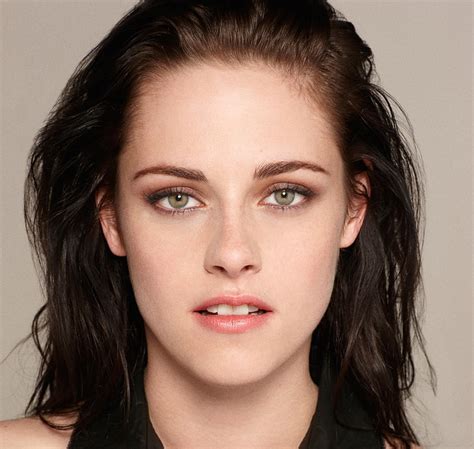 kristen stewart face shape.